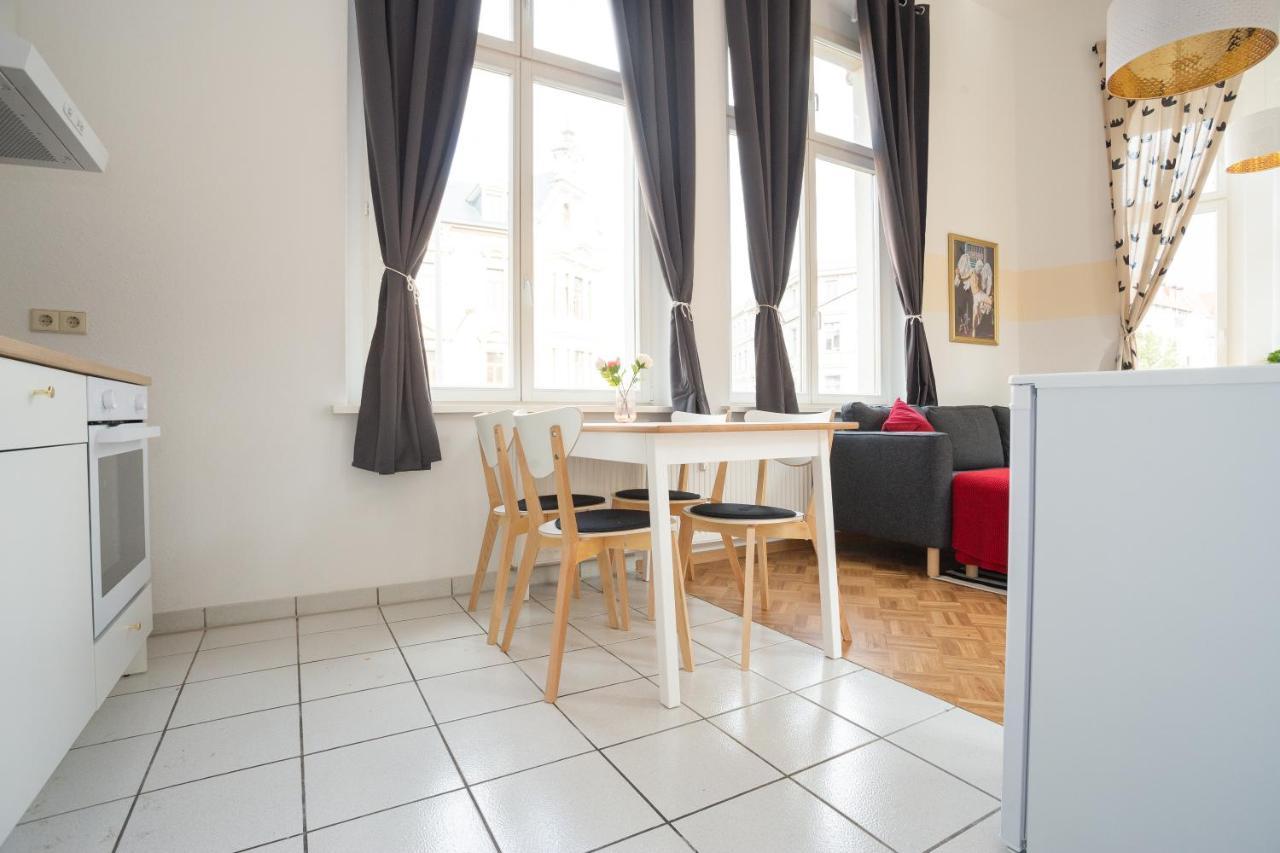 Fullhouse - Halle - M29 Apartments Exteriör bild