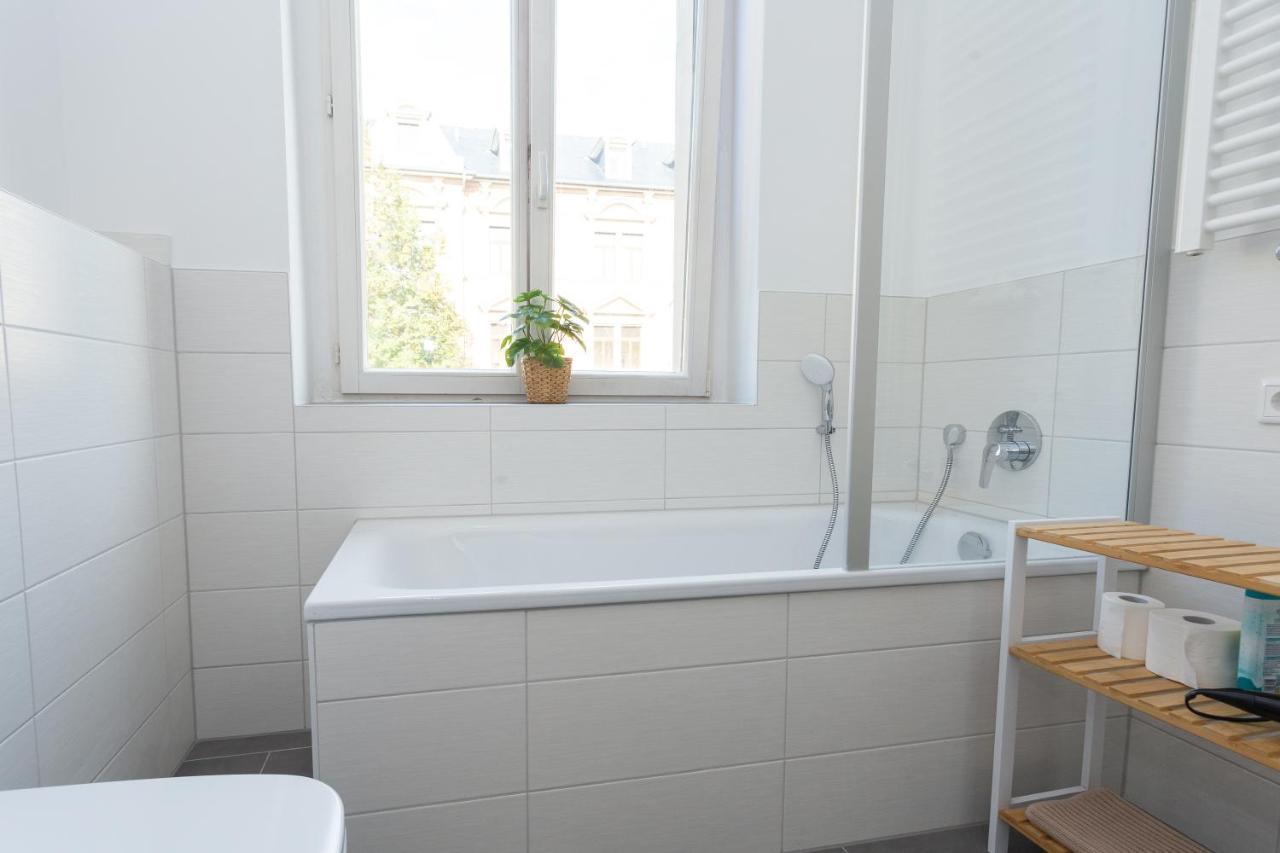 Fullhouse - Halle - M29 Apartments Exteriör bild